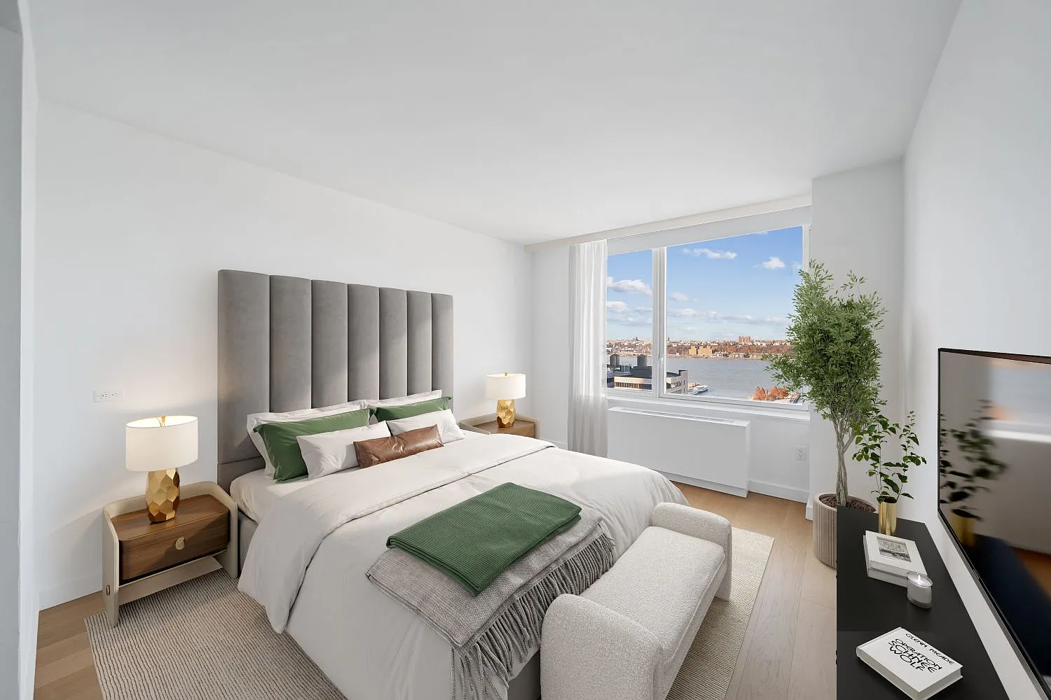 550 West 45th Street — Photo 2