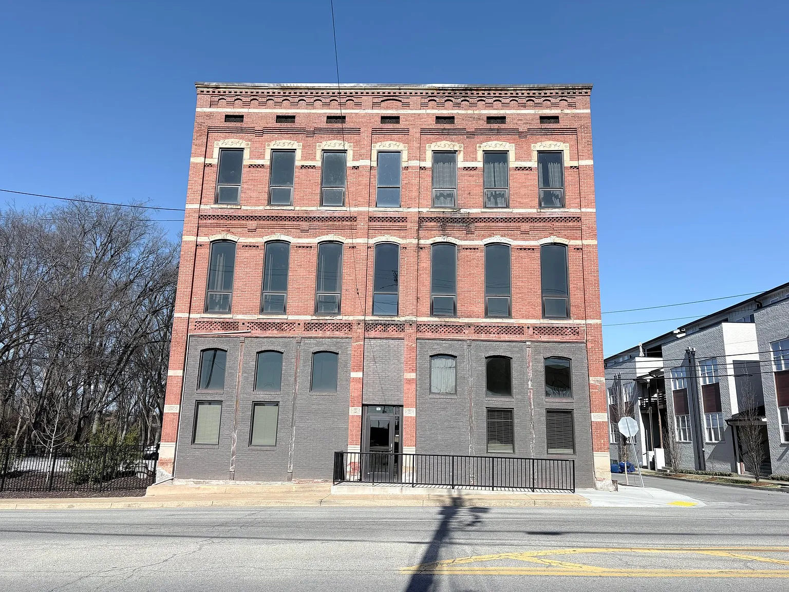 The Grandview Hotel — Photo 1