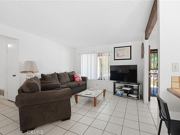 3rd image of 1491 Cedarhill Dr