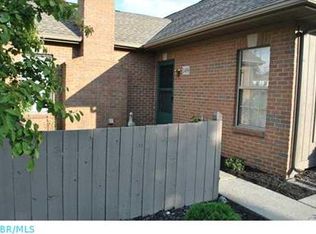 2499 Hooverside Ln, Grove City, OH