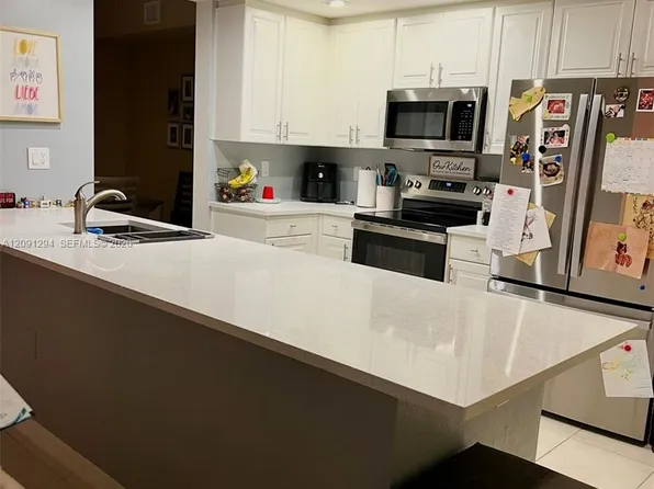 7735 Yardley Dr APT 213, Tamarac, FL 33321