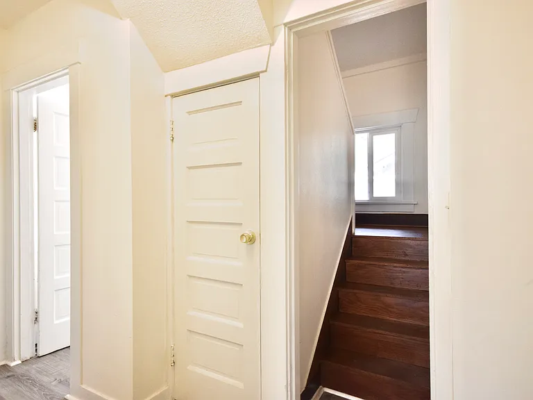 5841 NE 18th Ave — Photo 61