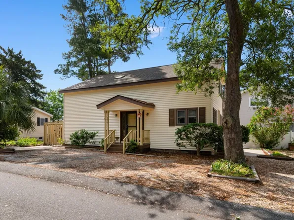 4519 Hedrick St., Myrtle Beach, SC 29582
