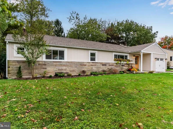 180 W Caren Dr, Grantville, PA 17028