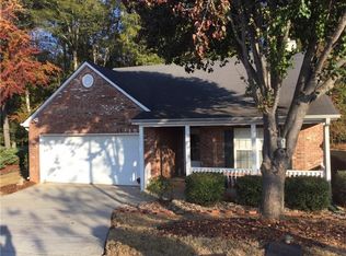 733 Jacoby Dr, Loganville, GA 30052