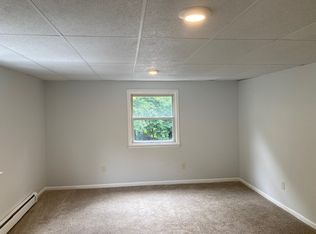 152 Main St, Glen Gardner, NJ 08826