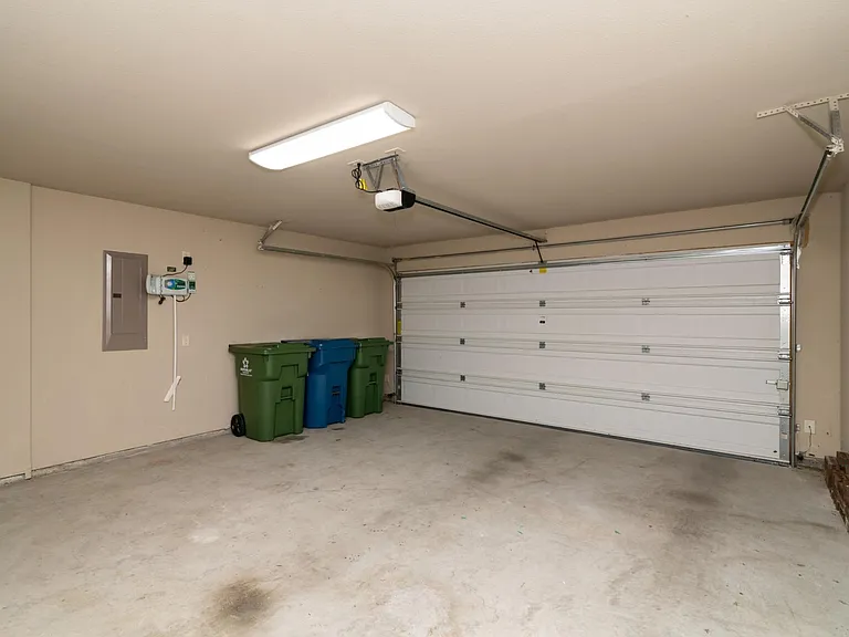 3417 Tempest Ln — Photo 27