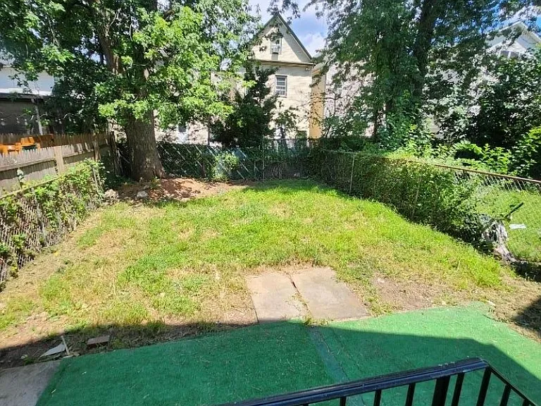 1025 Anna St — Photo 15