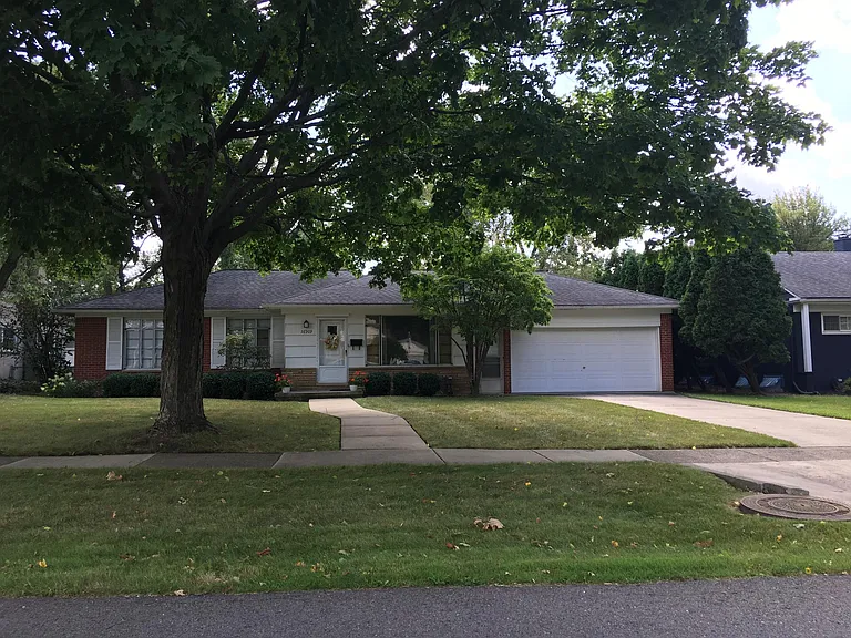 16909 Dunblaine Ave — Photo 4