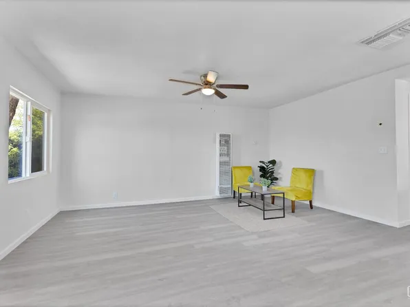 131 Oak St, Taft, CA 93268