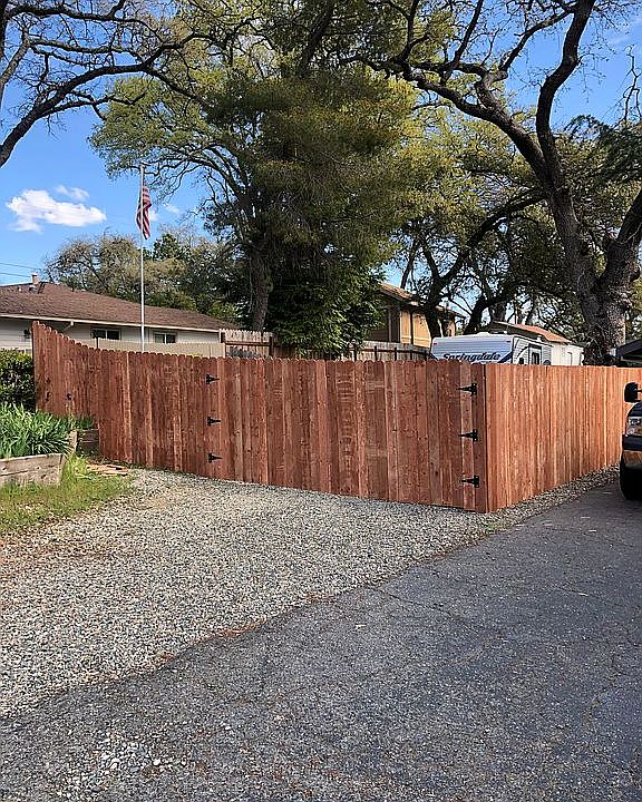 1st image of 2611 Country Club Dr