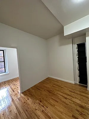 Rented by Peter R. Hungerford, LREB | media 24