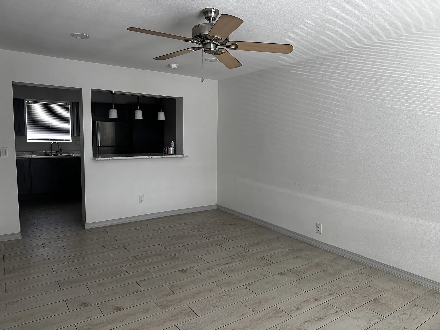 8963 Norton Street #05 - 3 — Photo 2