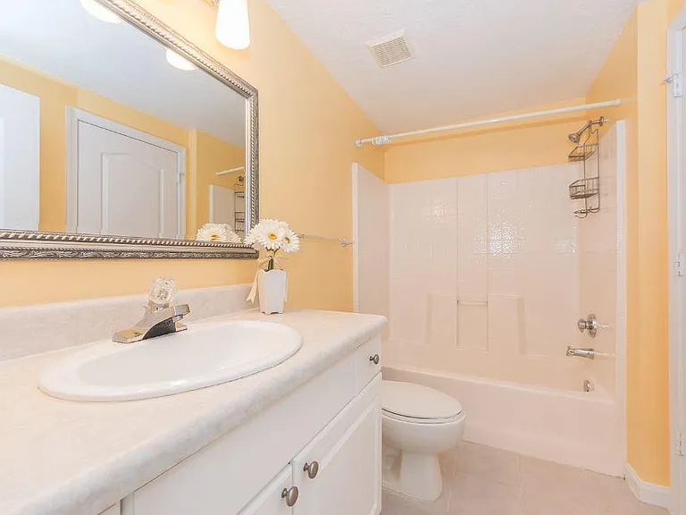 5080 Fairways Cir #G301 — Photo 14