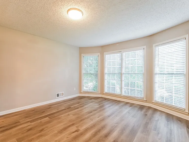 51 Abbey Ln — Photo 14
