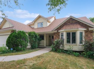 1824 NW 90th St, Clive, IA 50325