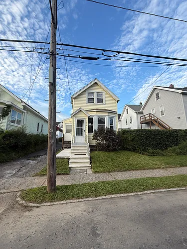 943 State St Photo 1