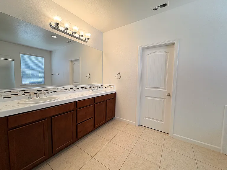 9510 Vikingholm Rd — Photo 11