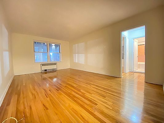 1st image of 14037 Ash Ave APT 104