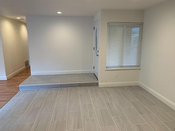 4th image of 7824 Rockhurst Way