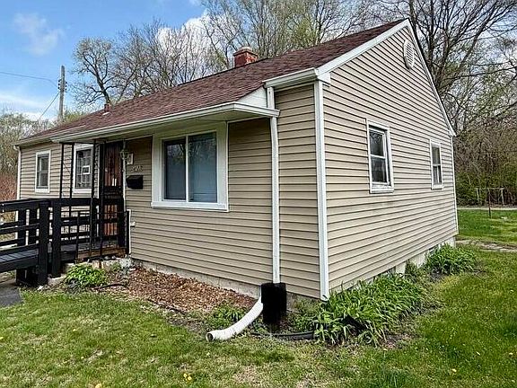 2nd image of 4127 Pennsylvania St