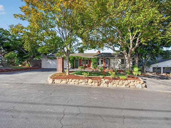 2nd image of 17445 Pleasant View Ave