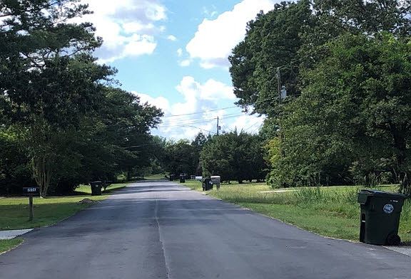 5th image of 1509 Boyette Dr