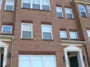 9822 Pickens Pl, Manassas Park, VA 20111