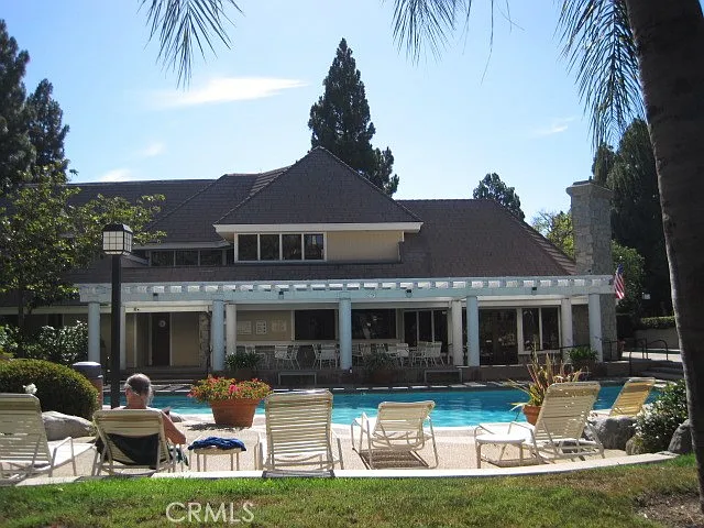 2577 Plaza Del Amo — Photo 23