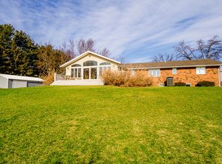 7820 Meadowbrook Rd, Benton Harbor, MI 49022