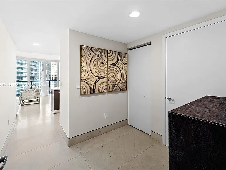 495 Brickell Ave #2904 — Photo 2