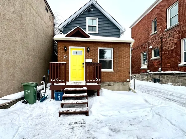 23 Raymond St, Ottawa, ON K1R 7A1