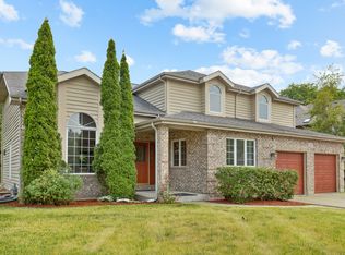 2001 Carlisle St, Algonquin, IL