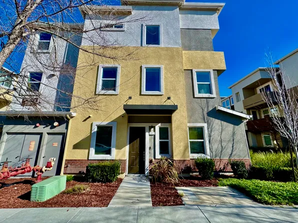 1032 Giacomo Ln, San Jose, CA 95131