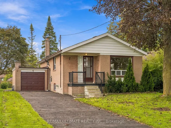 4 Moray Pl, Toronto, ON M1R 2E2