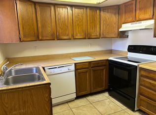 424 W Pebble Beach Dr, Tempe, AZ 85282
