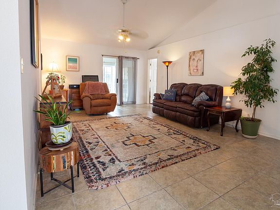 4th image of 204 Mirabelle Cir