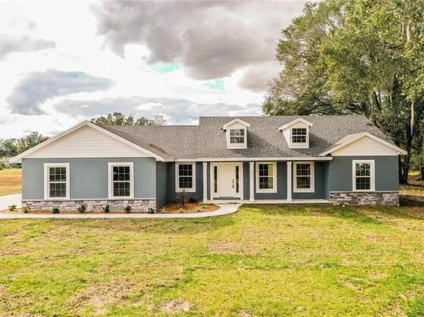 222 S Oak Ave, Fort Meade, FL 33841