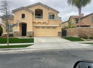 1727 Cross Gateway St, Hemet, CA 92545