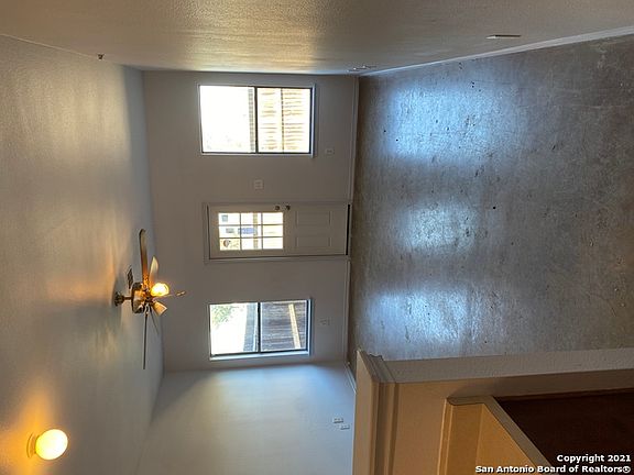 4th image of 10614 Mathom Lndg APT 1