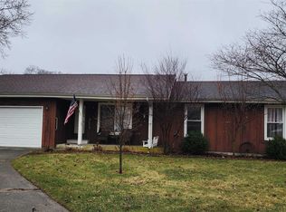 906 E Water St, Berne, IN 46711