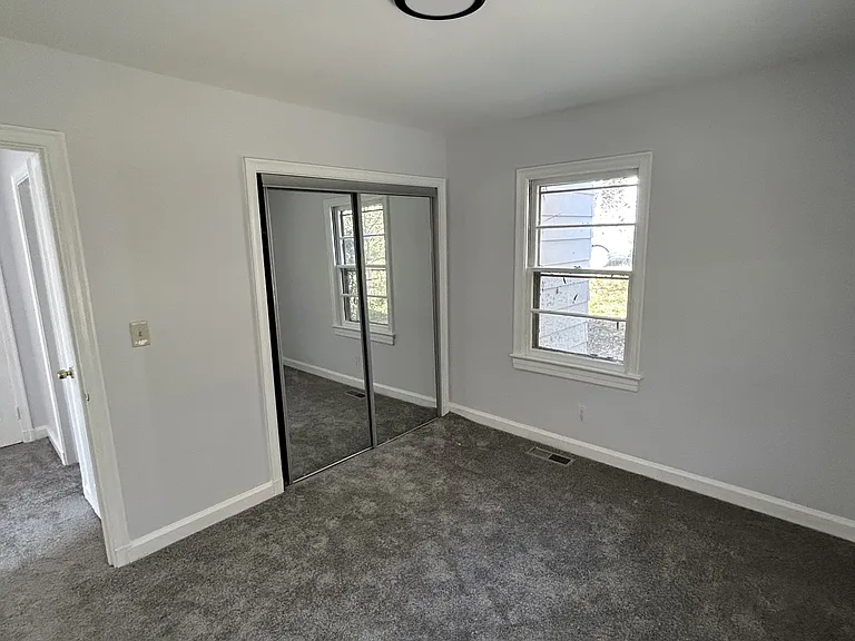 1500 Carolina St — Photo 3