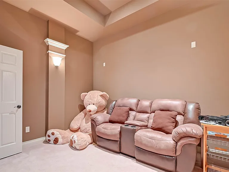 5422 Linden Rose Ln — Photo 37