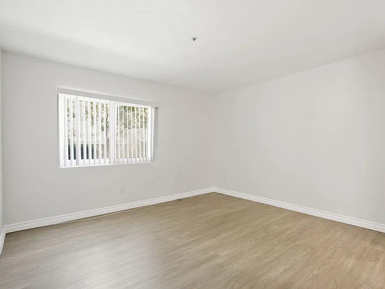 4111 Carol Dr #C — Photo 10
