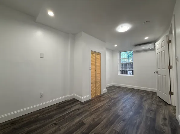 31 Herkimer Street image 12 of 19