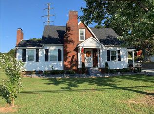 441 S Main St, King, NC 27021