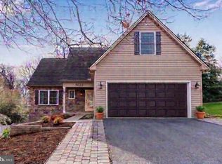 5022 Turtle Ln, Mechanicsburg, PA 17050