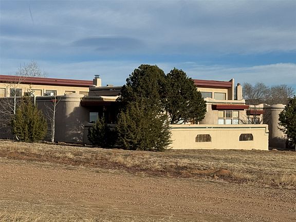 2nd image of 3 Solano Ct