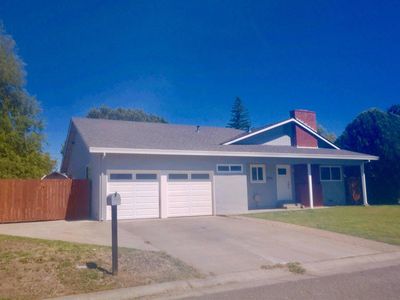 2516 Midland Way, Carmichael, CA, 95608
