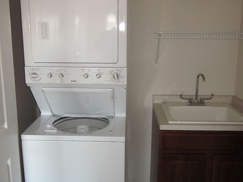 In-Unit Laundry